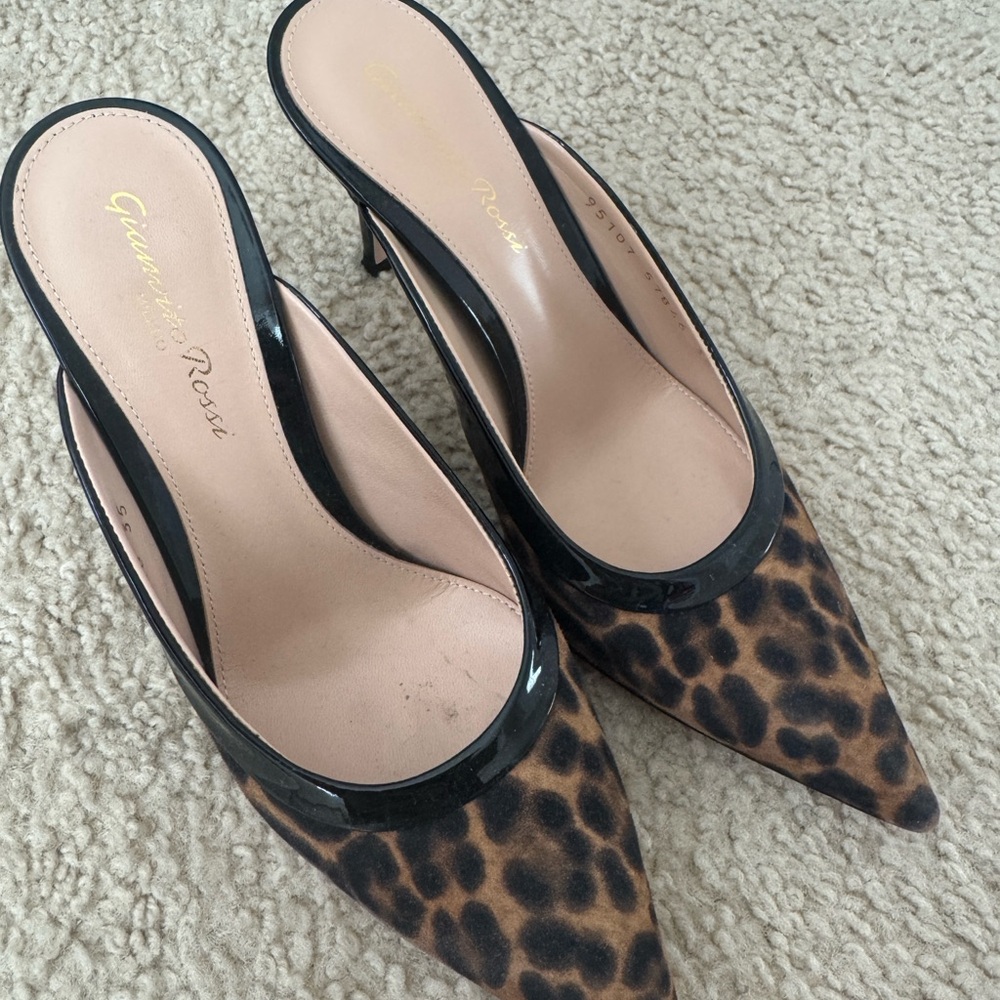 Gianvito Rossi Leopard Pointed Toe Heels
